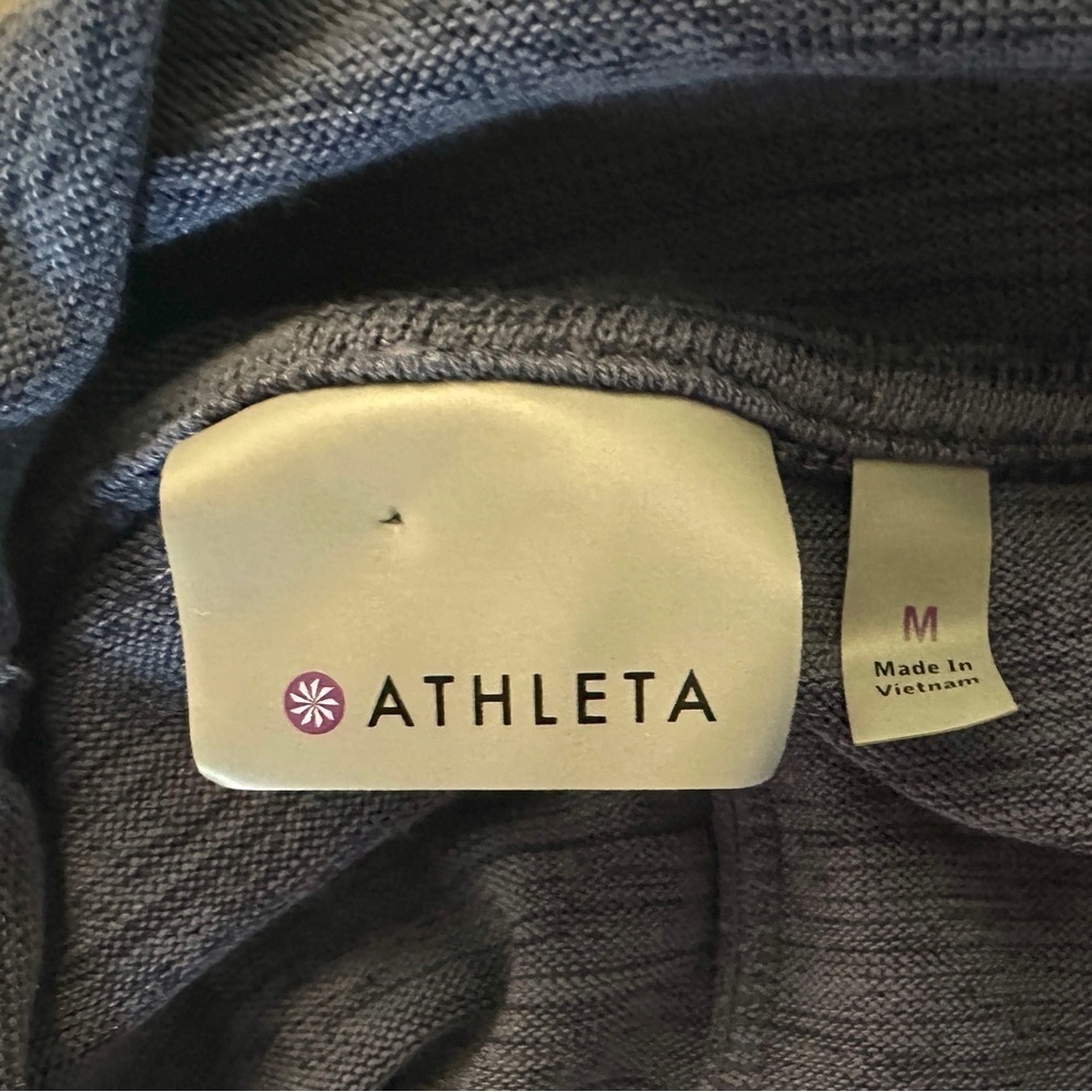 Athleta Blissful poncho - Picture 5 of 7